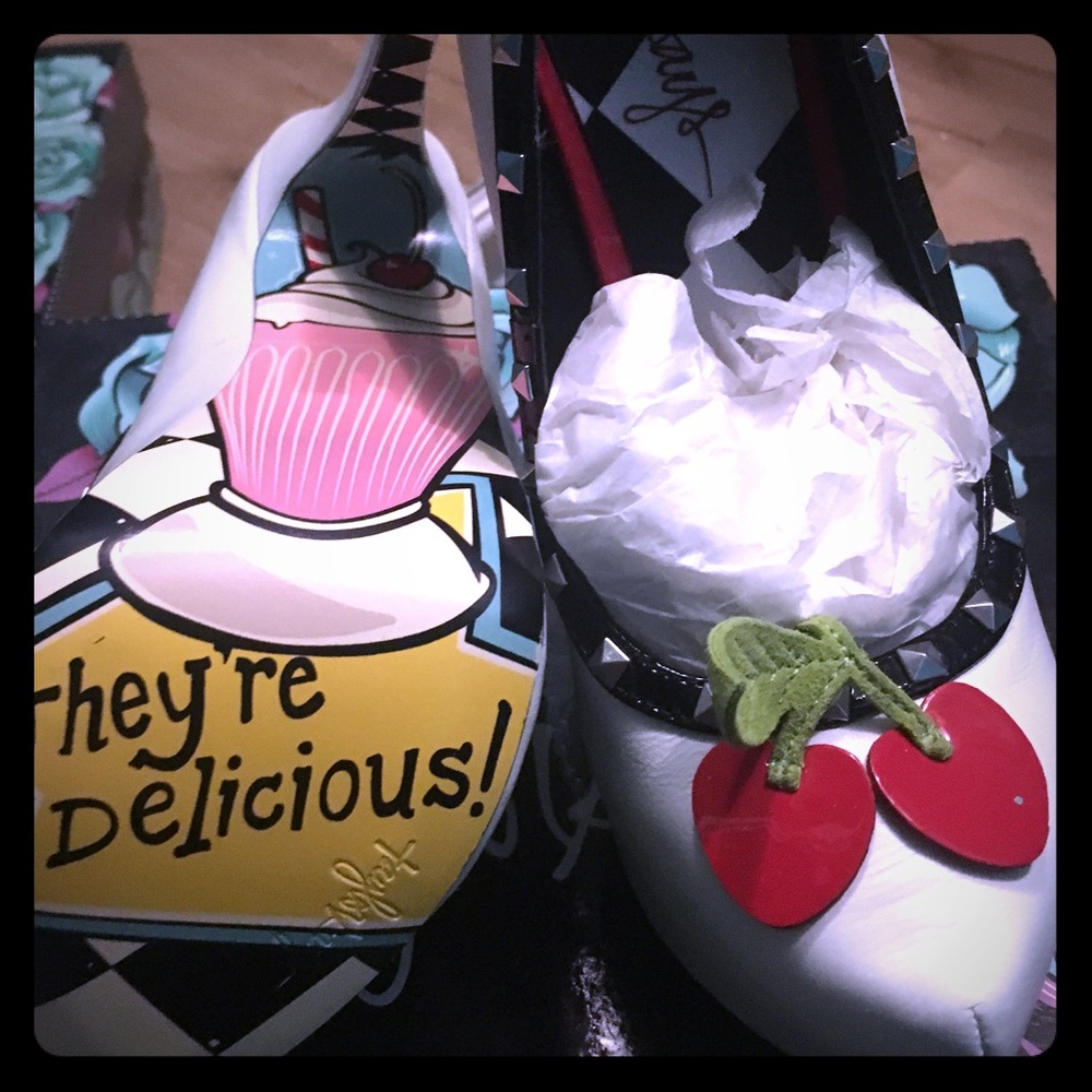 TaylorSays Cálese 7.5 shoes. Milkshake shoes!